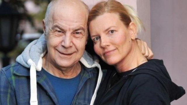 Mazhar Alanson'un eşi Biricik Suden spor salonundan paylaştı! 'Bacaklar büyüsün'