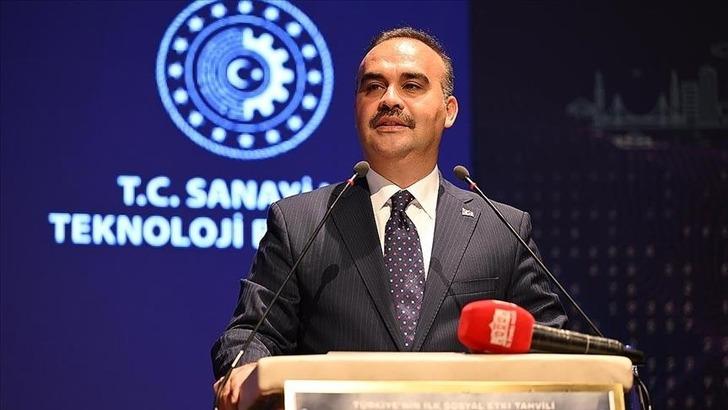 Sanayi ve Teknoloji Bakanı Mehmet Fatih Kacır, bugün açıklanan 2023 büyüme rakamlarını yorumladı. Kacır, kişi başına düşen milli gelirin arttığına dikkat çekerek, "Kalkınma yolculuğu devam ediyor" dedi. 18521469-728xauto