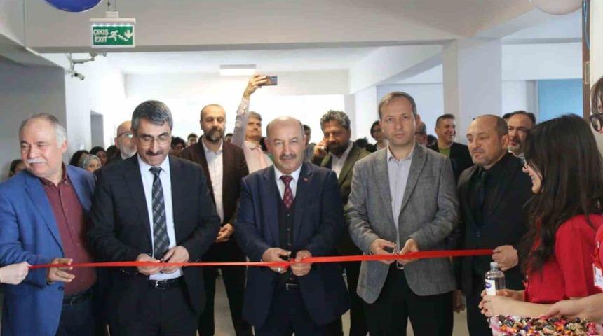 Kütahya Lisesinde Bilim Fuarı açıldı