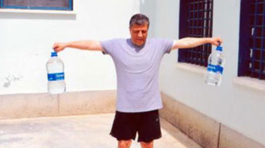 Cezaevinde damacana ile kondisyon