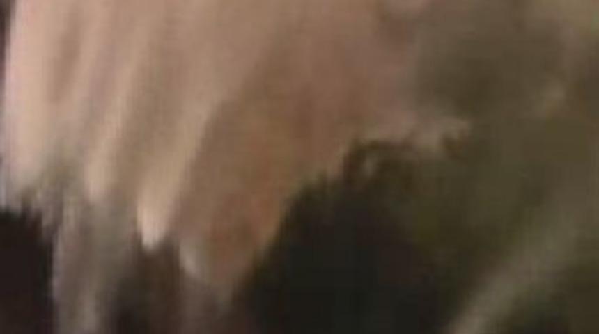 Şelaleyi tersine &ccedil;evirdi