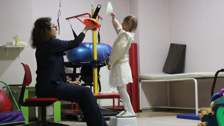 Biri 10 diğeri 13 yaşında! 8 milyonda bir görülen yaşlanma hastalığına yakalandılar: Hayalleri yıldız futbolcuyla bir araya gelmek G4