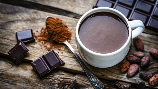 Ev yapımı sıcak çikolata tarifi: Evde sıcak çikolata nasıl yapılır?