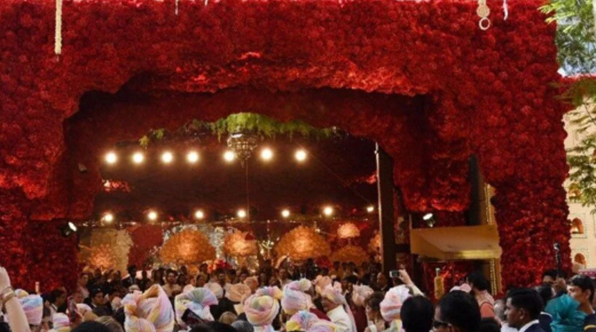 Dünyanın en pahalı düğünü olacak! Davetli listesinde kimler var kimler! Bill Gates, Mark Zuckerberg, Ivanka Trump ve Rihanna...