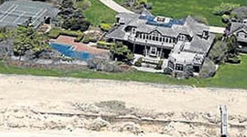 Kuşlar 69 milyonluk evi yıktırdı