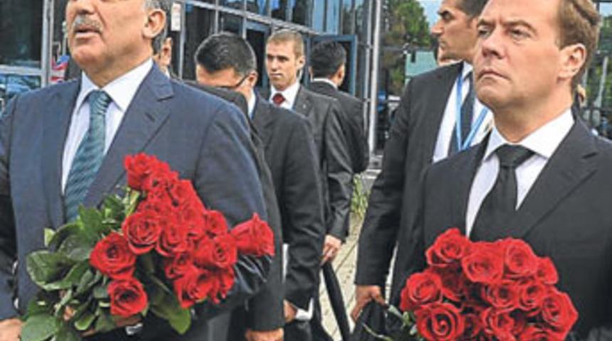 G&uuml;l&rsquo; b&uuml;y&uuml;k tehlike atlatmış