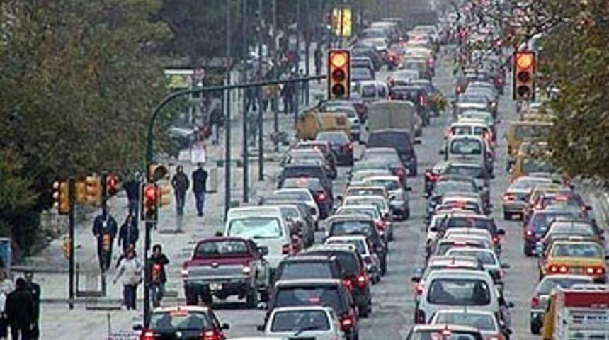 Dikkat! Yarın İstanbul'da trafik fel&ccedil;