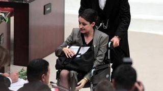 Pavey'den Engin Ardıç'a cevap