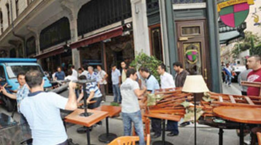 Masalar gitti, Beyoğlu öldü