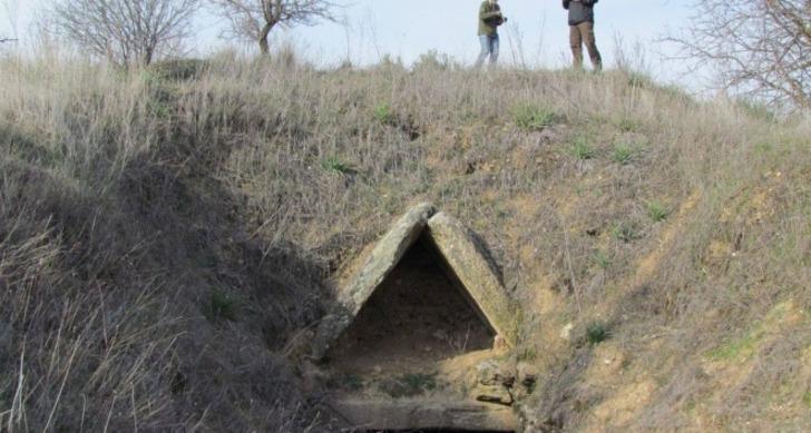 "ÖNEMLİ BİR TESPİT YAPMAK GEREKİYOR! İLGİNÇTİR BU DEFİNECİLER SADECE ERKEKLER"