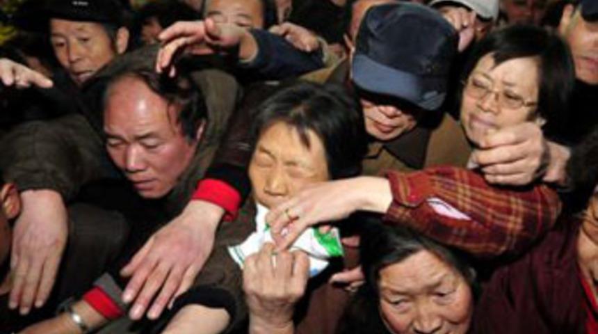 &Ccedil;inliler tuza h&uuml;cum etti