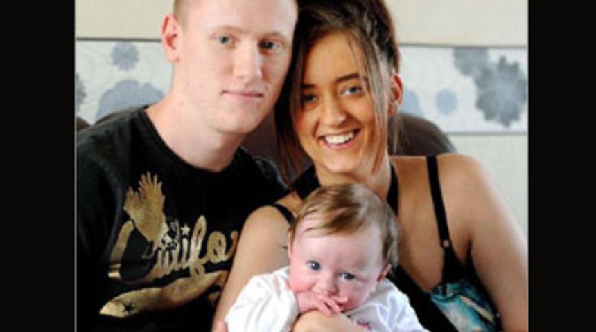 Komaya girdi bebeğini unuttu