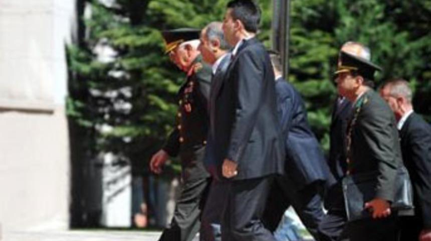 Başbakanlık'ta s&uuml;rpriz zirve