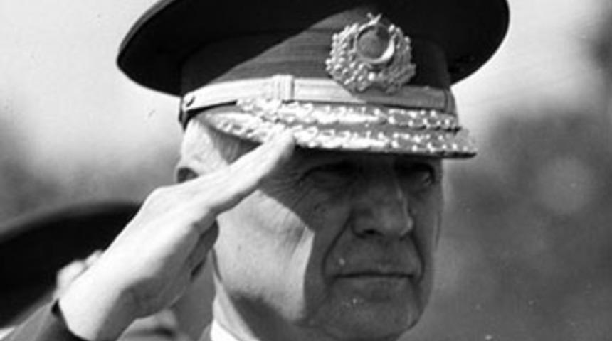 Kenan Evren'in ifadesi evinde alınıyor