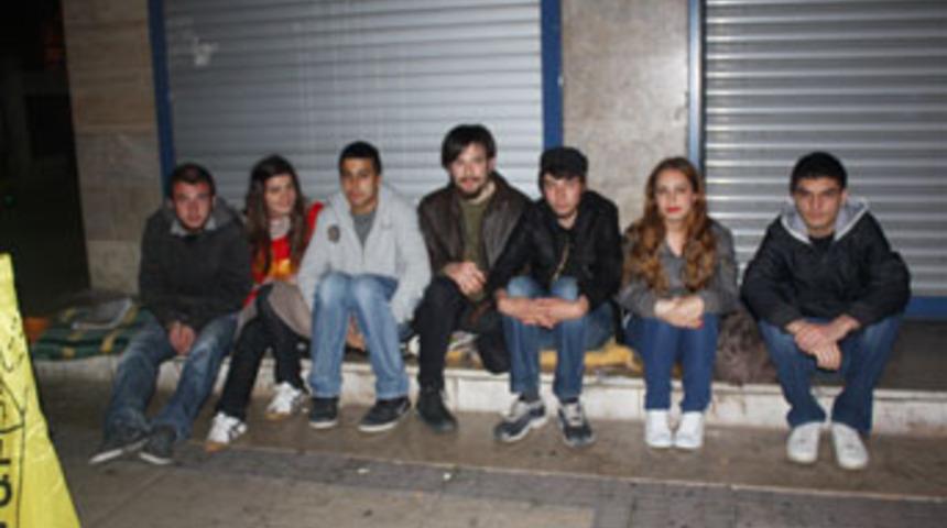 Şifresizler açlık grevinde!