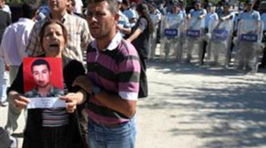 2. Ordu Komutanlığı &ouml;n&uuml;nde gerginlik