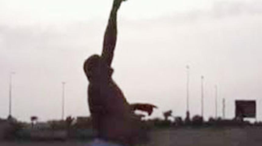 Eylemci Allah dedi, vuruldu!