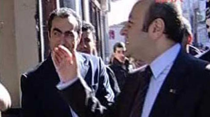 Egemen Bağış ile esnafın ilginç tartışması