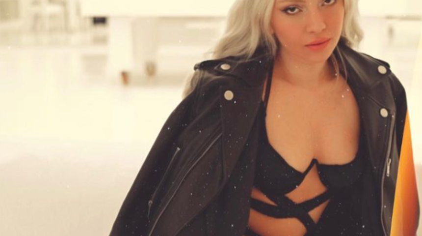 Ece Seçkin o yoruma kayıtsız kalamadı! Verdiği yanıtla sosyal medyayı salladı  