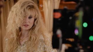 Bergen filmindeki 'adet' kelimesinin sansürlenmesini unutmadı! Farah Zeynep Abdullah yine sert çıktı 