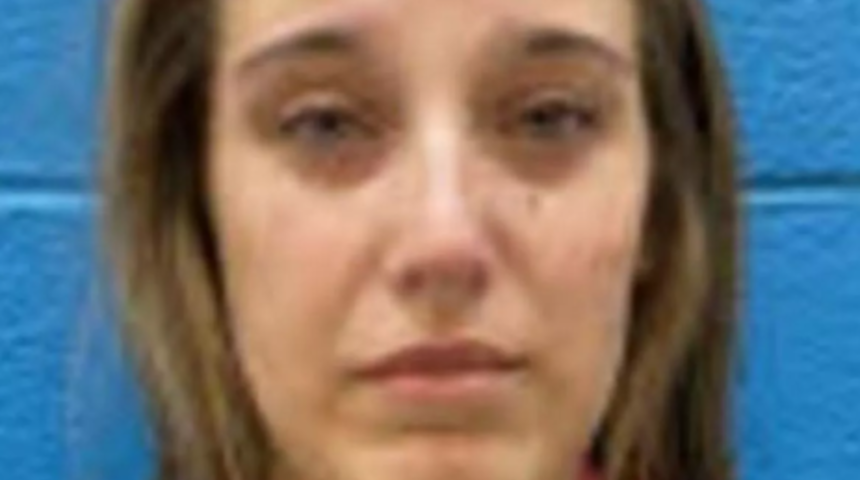 Okulda cinsel ilişki skandalı! Rehber öğretmen ve reşit olmayan öğrencinin ilişkisi ifşa edildi... Tepkiler çığ gibi büyüdü 