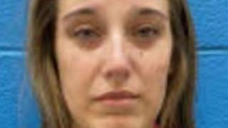 Okulda cinsel ilişki skandalı! Rehber öğretmen ve reşit olmayan öğrencinin ilişkisi ifşa edildi... Tepkiler çığ gibi büyüdü 