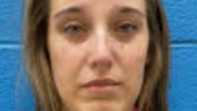 Okulda cinsel ilişki skandalı! Rehber öğretmen ve reşit olmayan öğrencinin ilişkisi ifşa edildi... Tepkiler çığ gibi büyüdü 