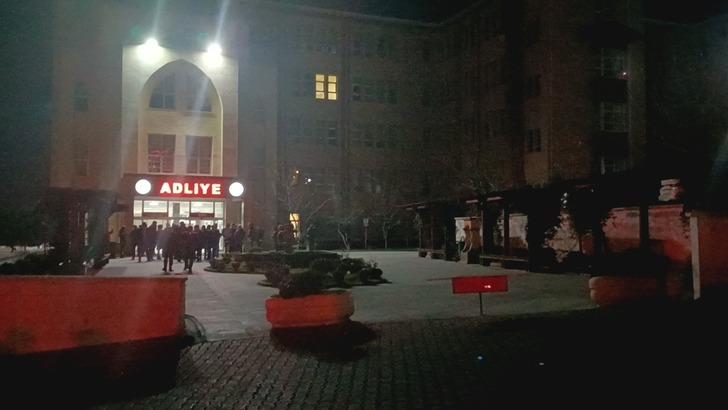 Rezan Epözdemir ile Ersan Şen o davada karşı karşıya geldi! 16 saat süren duruşma sonrası karar G3