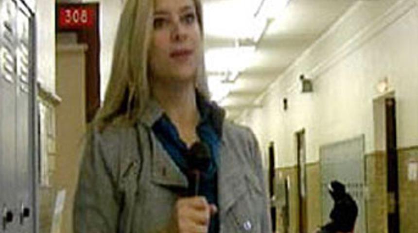 &Ouml;ğrencisiyle arabada basıldı