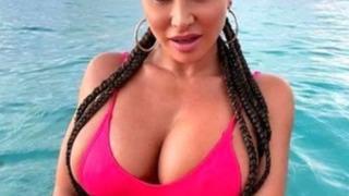 Sosyal medya fenomeni Francia James'in sokak tarzını kimse anlayamadı! Bir gören bir daha baktı