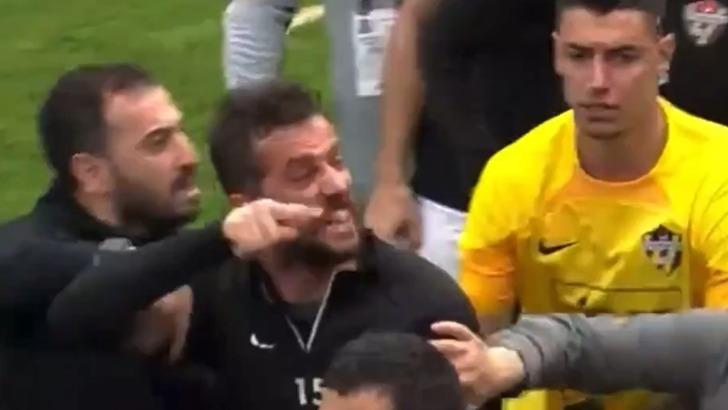 Bodrum'da olaylı maç! Çılgına döndüler... Arda Turan’a yabancı madde atıldı, Uğur Demirok hastaneye kaldırıldı! Başkanlar sahaya indi G1