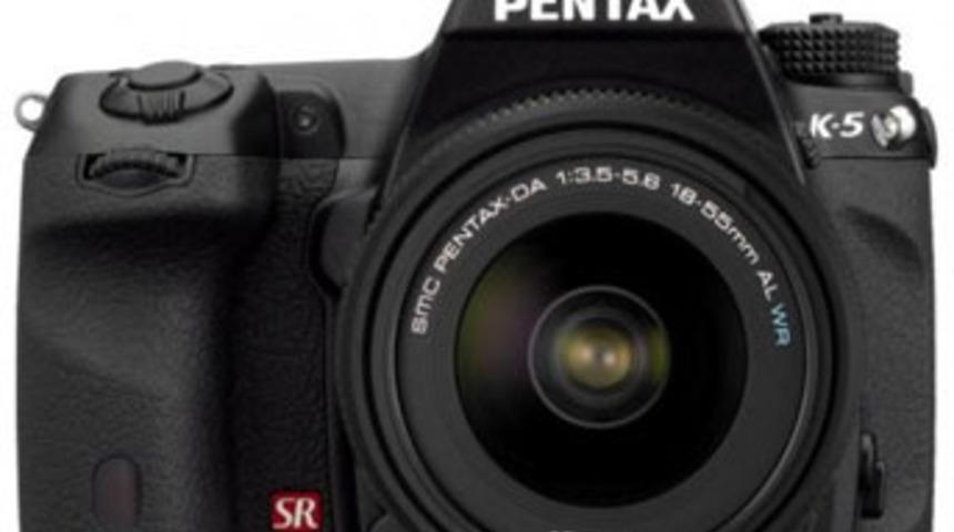 Pentax’dan DSLR fotoğraf makinesi bombası