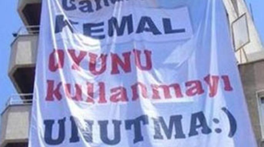 Kılıçdaroğlu'na pankart sürprizi