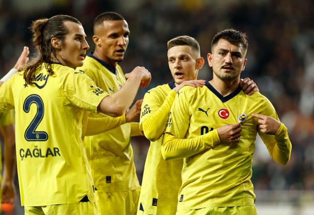 Fenerbahçe deplasmanda çok daha farklı!