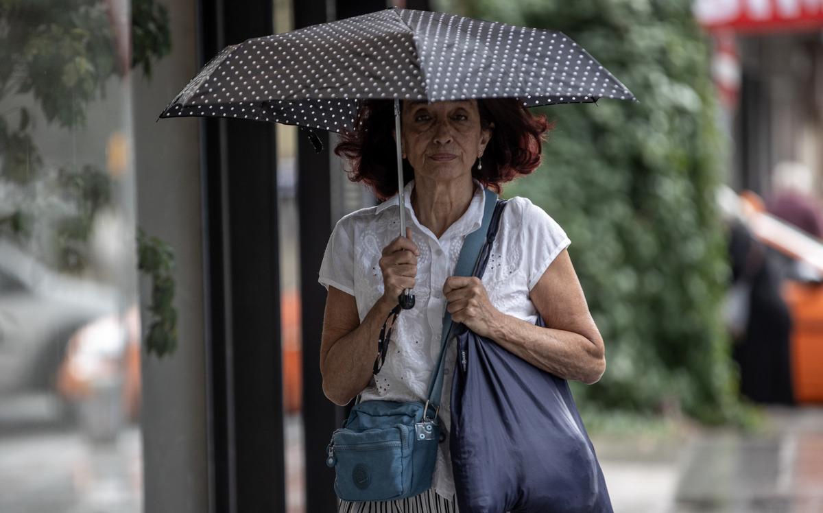 Meteoroloji den iki uyarı birden: Sıcaklık d&uuml;ş&uuml;yor, r&uuml;zgar 80 kilometreyi bulacak! (14 Ağustos hava durumu) 1