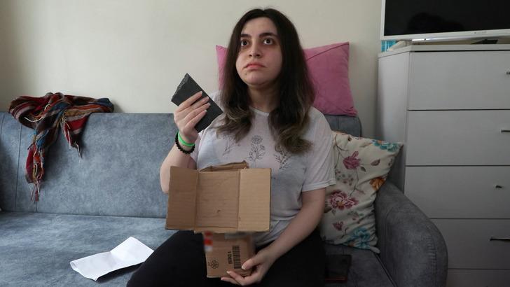 Tablet sipariş etti, kargo paketini açtığında hayatının şokunu yaşadı: "Zoruma gitti" G3