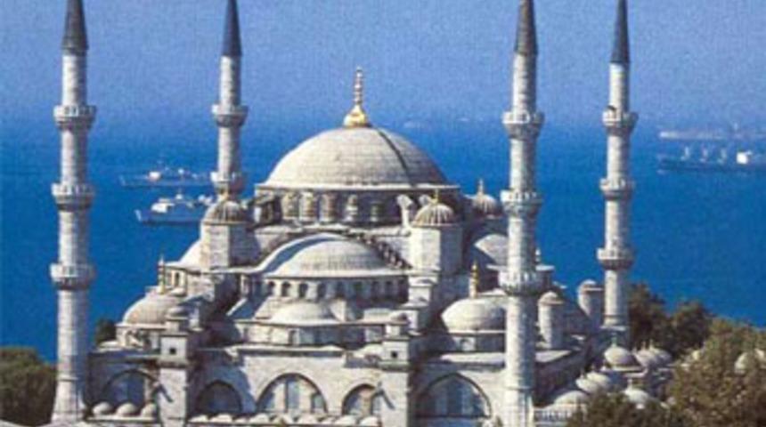 &ldquo;İstanbul&rsquo;da bir ay i&ccedil;in m&uuml;sl&uuml;man ol&rdquo;