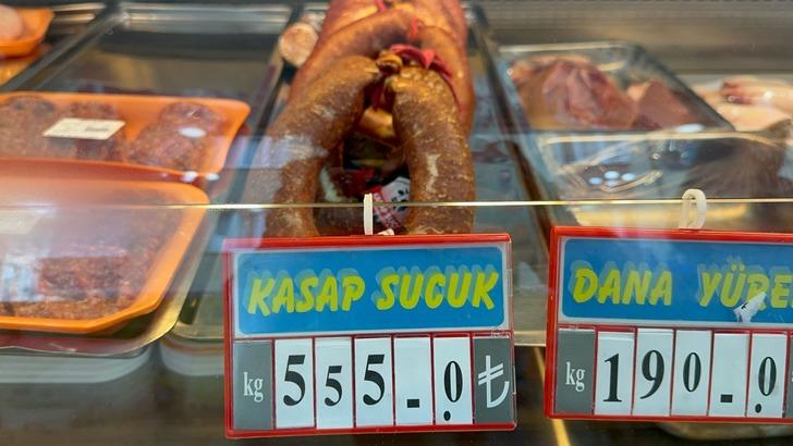 İstanbul'da 3 ayrı tarife! Et ve Süt Kurumu'nda kilosu 380 lira olan pirzola kasapta 1100 liraya satılıyor! G5