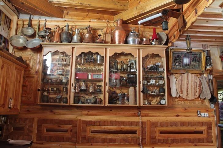 Her şeyi tek başına yaptı! Yazın ziyaretçi akınına uğruyor: En eski parça 300 yıllık G2