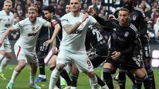 Beşiktaş ile Galatasaray derbisi izleyenlerin nefesini kesti! Siyah-beyazlıları mağlup eden Galatasaray yeniden liderliği geri aldı