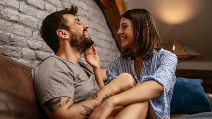 Evlilik sorusu vatandaşı ikiye böldü! Evliler mi mutlu bekarlar mı? Araştırma sonucu ezber bozdu G4