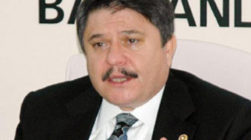 Tepki &ccedil;ekecek sanat&ccedil;ı &ccedil;ağırmayın