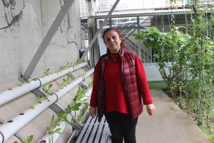 Yeni öğrendiği yöntem depremzedeye gelir kapısı oldu! İlk denemeleri başarılı: "Kısa sürede çok ciddi verim aldık, 10 gün bile sürmedi" G4