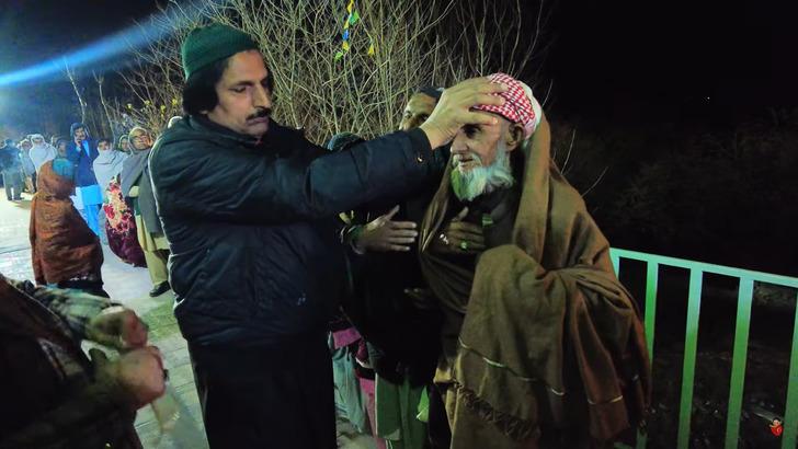 'Çuf çuf hoca'ya değirmenin suyu bakın nereden geliyormuş! 'Çuf' sesiyle ilgili akılalmaz detay... YouTuber Ali Ertuğrul: "Her yerimde benekler çıkmaya başladı" G3