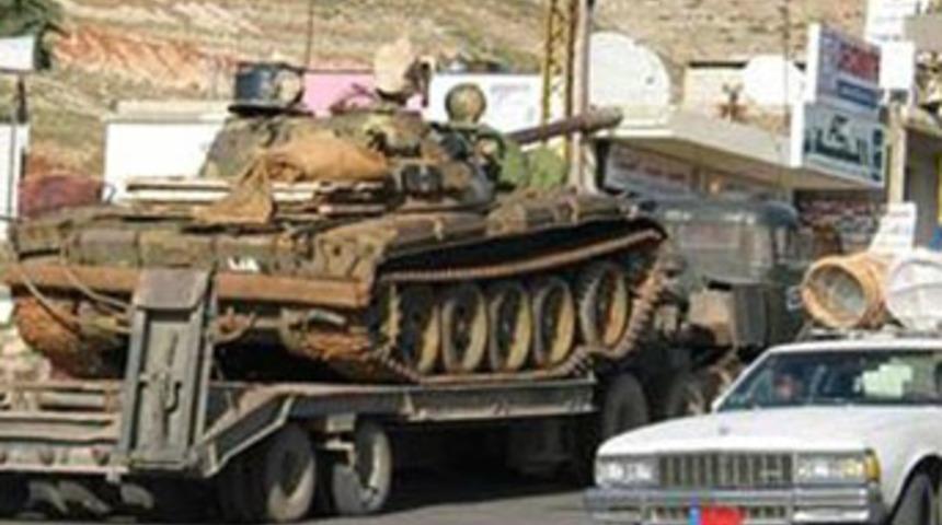 T&uuml;rkiye sınırına akın ediyor