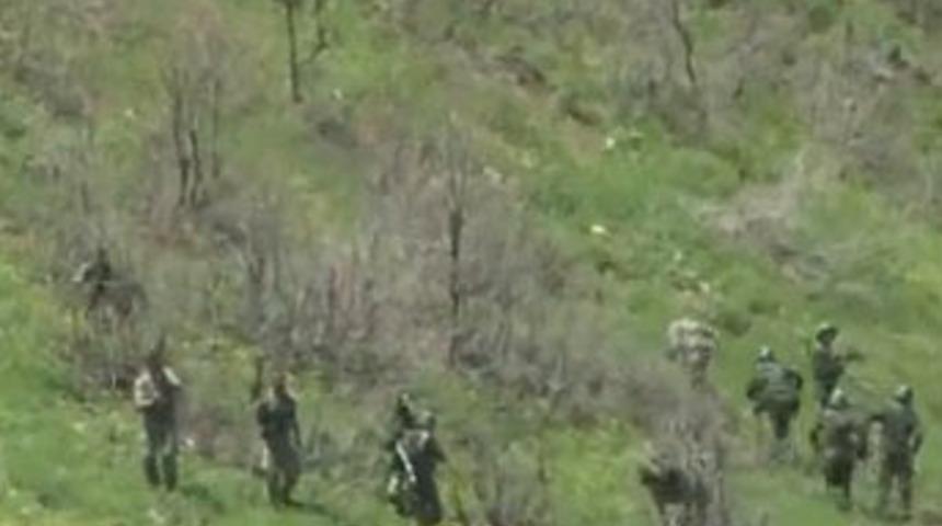 Askerler silahlarını işte böyle ateşledi