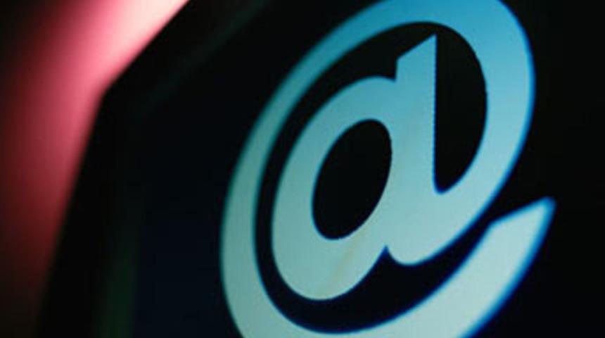 Bug&uuml;n saat 18'de internet &ccedil;&ouml;kebilir