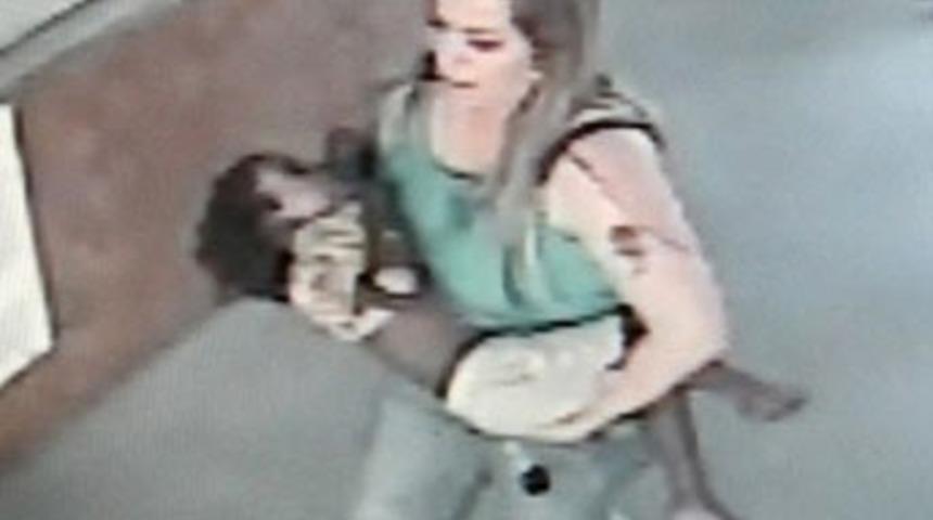 İngiltere bu Türk kızını konuşuyor