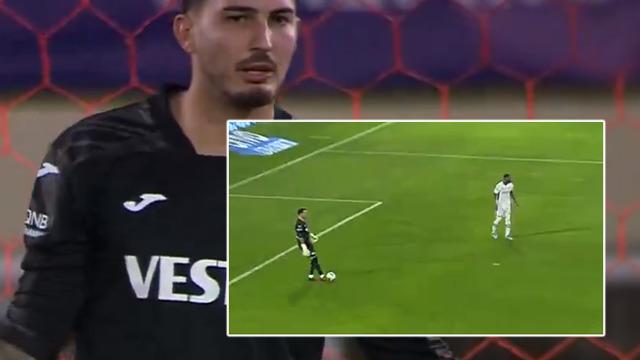 Trabzonspor, futbol tarihinin en garip gollerinden birini yedi! Dünya basını o anları konuşup paylaşıyor...