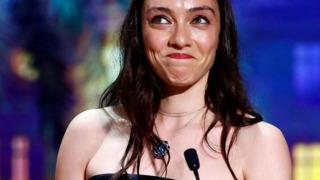 Cannes'a damga vurmuştu! Merve Dizdar'a bir ödül daha...